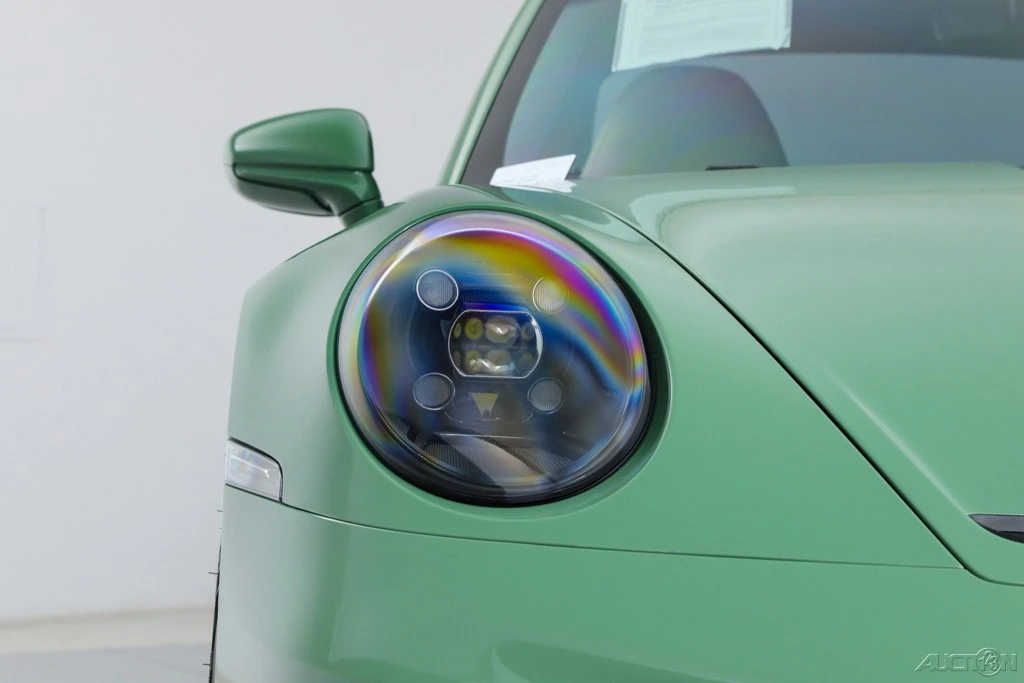 2022 Porsche 992 GT3 - Image 12 of 21