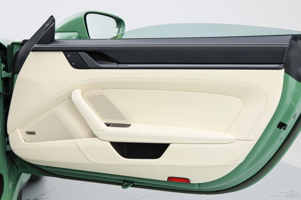 2022 Porsche 992 GT3 - Image 18 of 21