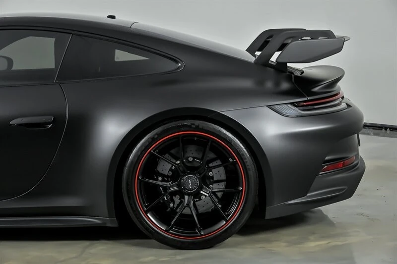 2022 Porsche 992 GT3 - Image 9 of 31