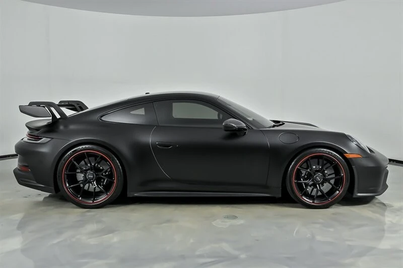 2022 Porsche 992 GT3 - Image 14 of 31
