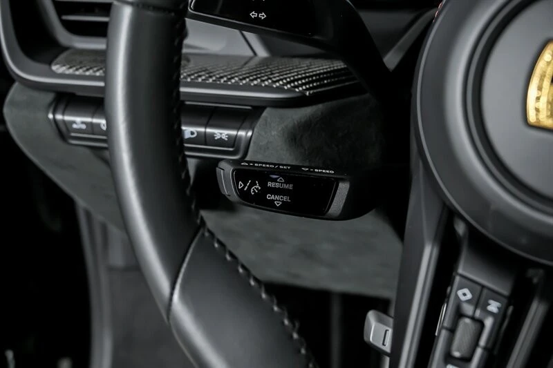 2022 Porsche 992 GT3 - Image 29 of 31
