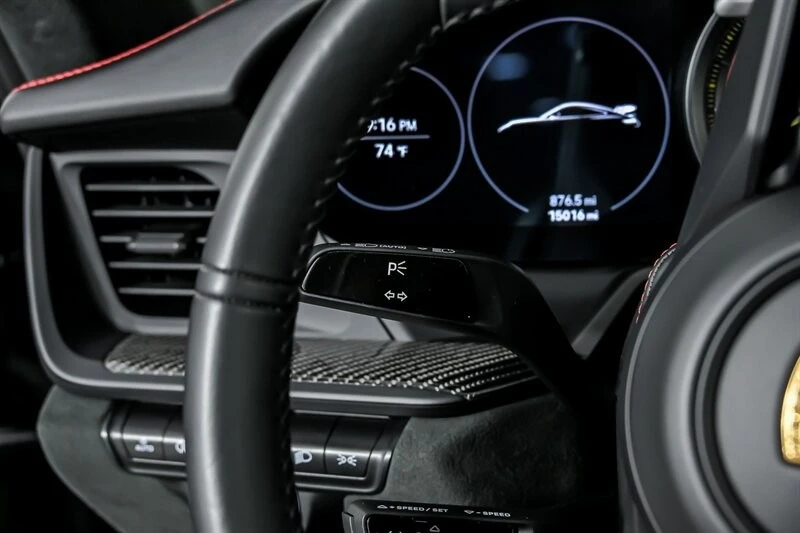 2022 Porsche 992 GT3 - Image 28 of 31