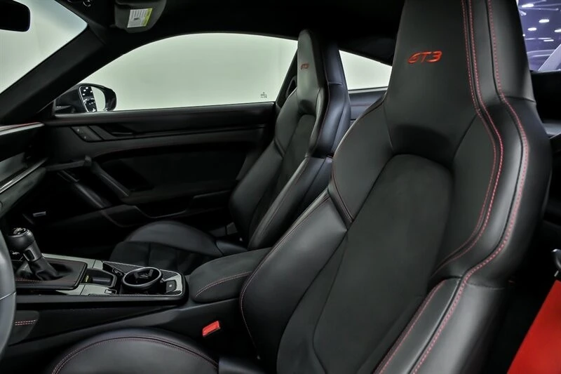 2022 Porsche 992 GT3 - Image 21 of 31