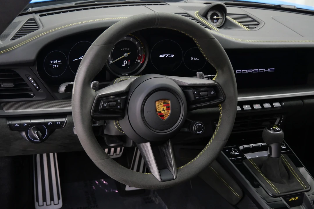 2022 Porsche 992 GT3 - Image 15 of 21