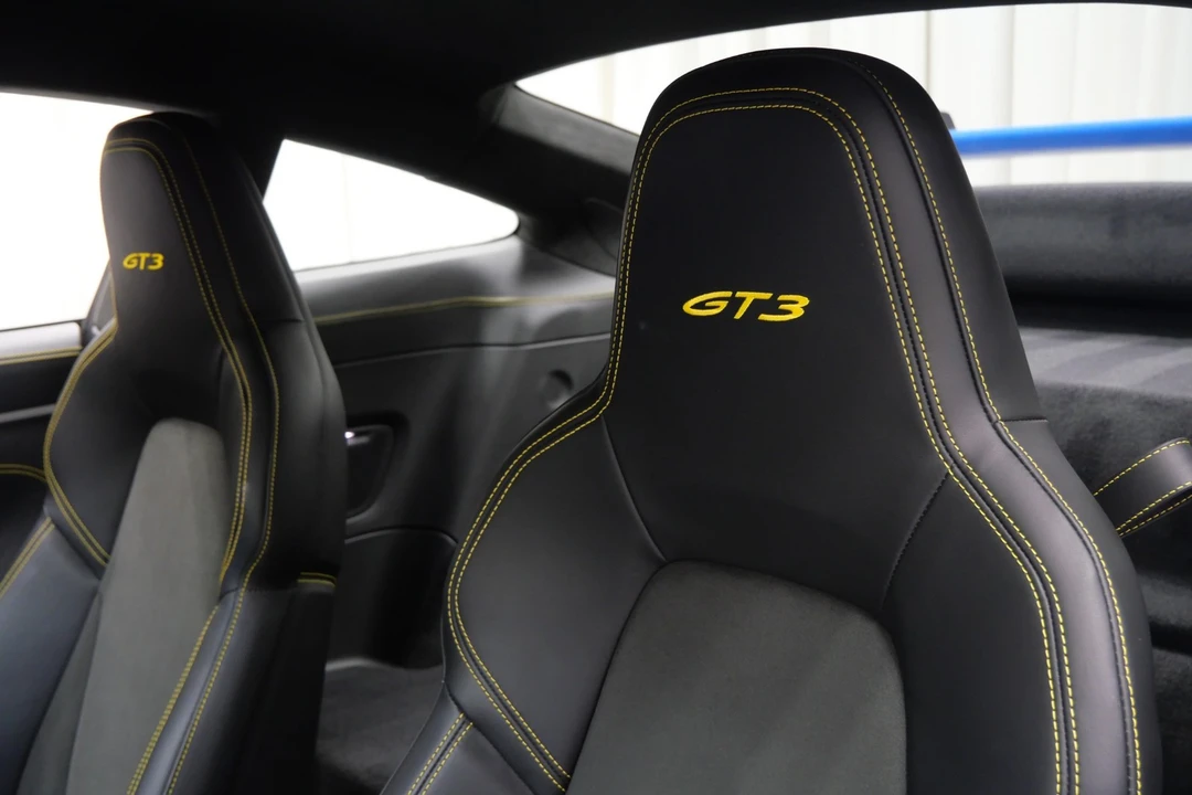 2022 Porsche 992 GT3 - Image 18 of 21