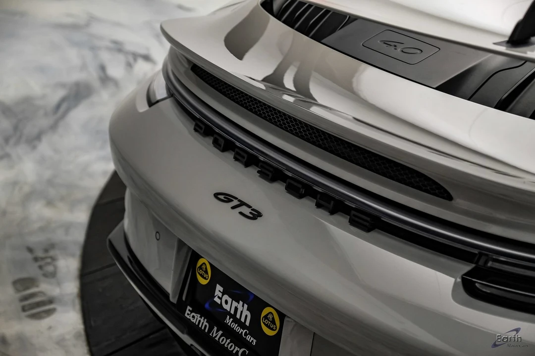 2022 Porsche 992 GT3 - Image 18 of 31