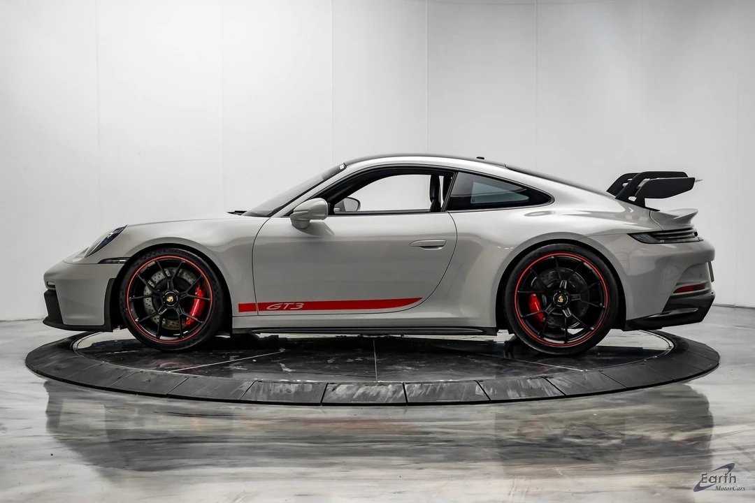 2022 Porsche 992 GT3 - Image 6 of 31