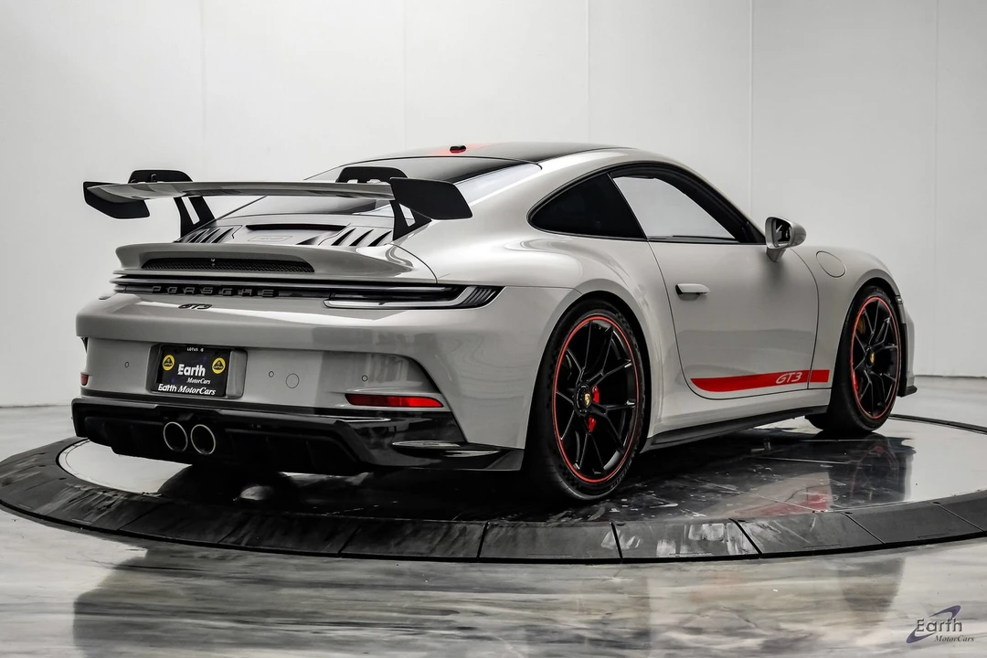 2022 Porsche 992 GT3 - Image 20 of 31