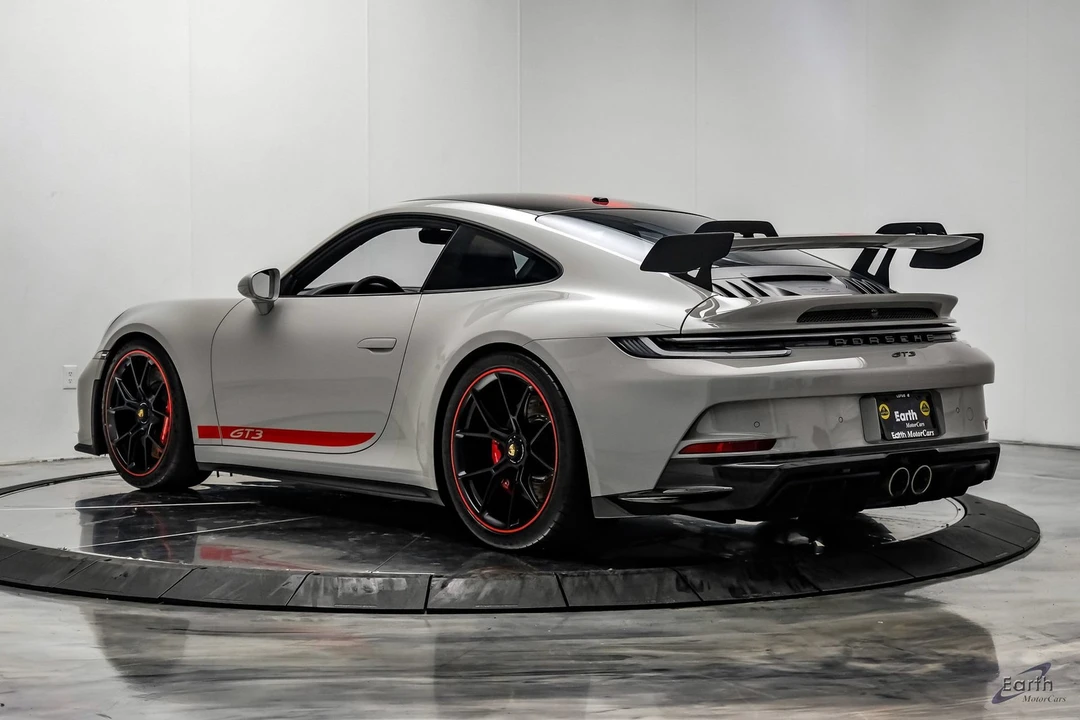 2022 Porsche 992 GT3 - Image 10 of 31