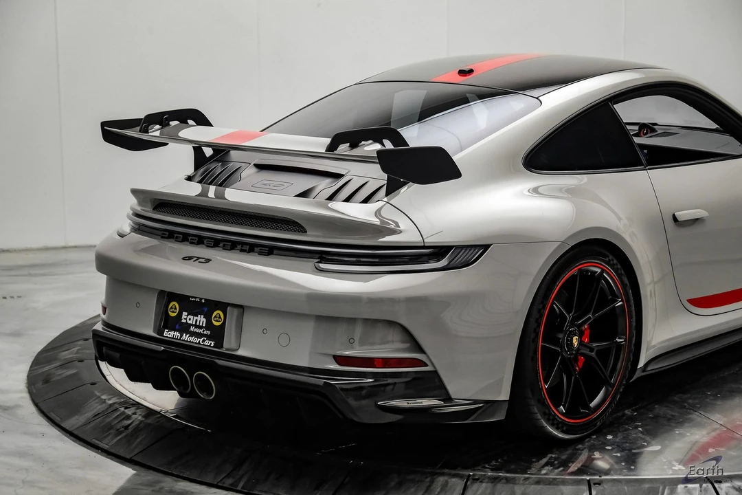 2022 Porsche 992 GT3 - Image 22 of 31