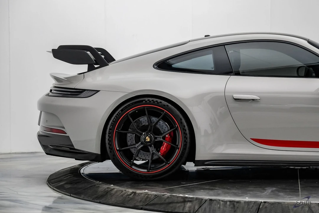 2022 Porsche 992 GT3 - Image 28 of 31