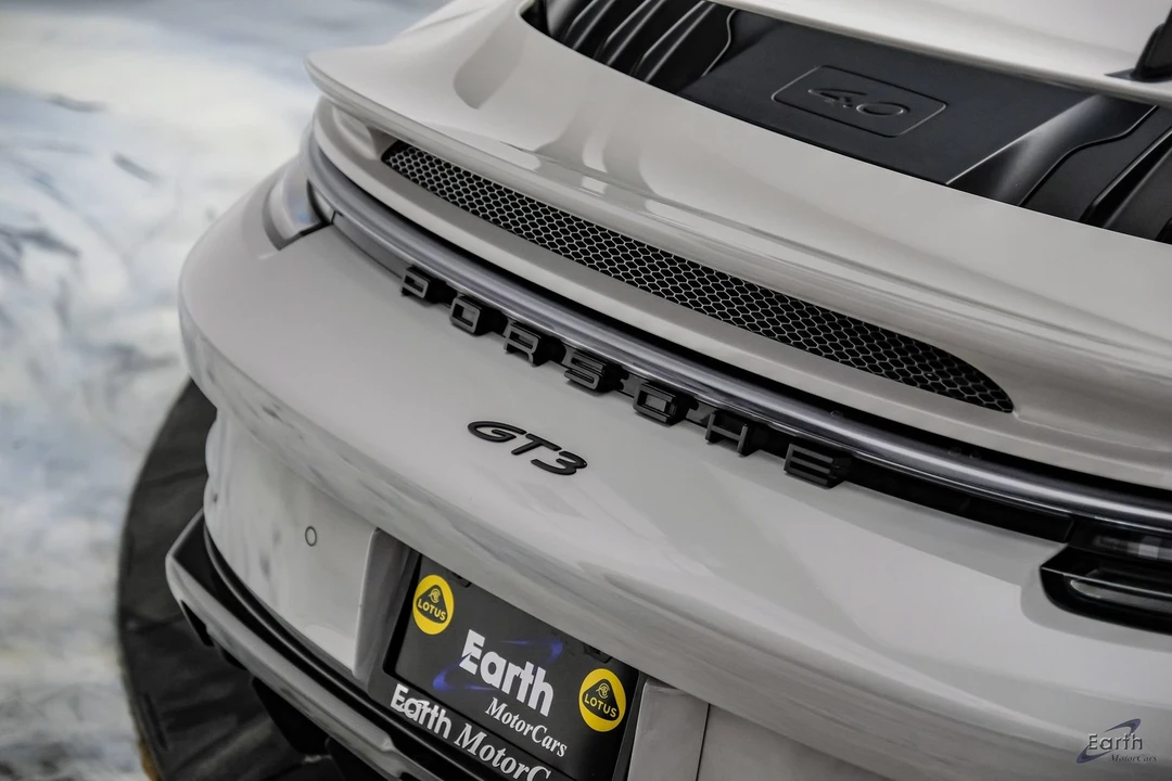 2022 Porsche 992 GT3 - Image 18 of 31