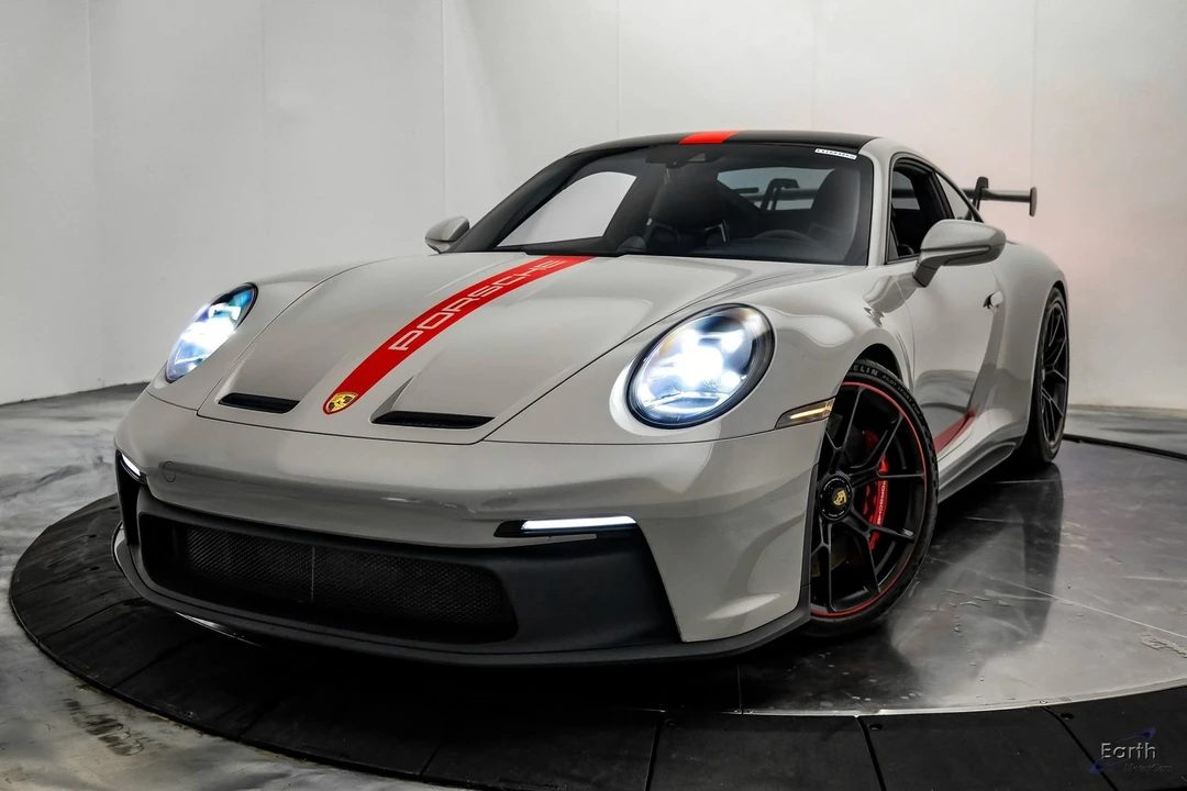 2022 Porsche 992 GT3 - Image 5 of 31