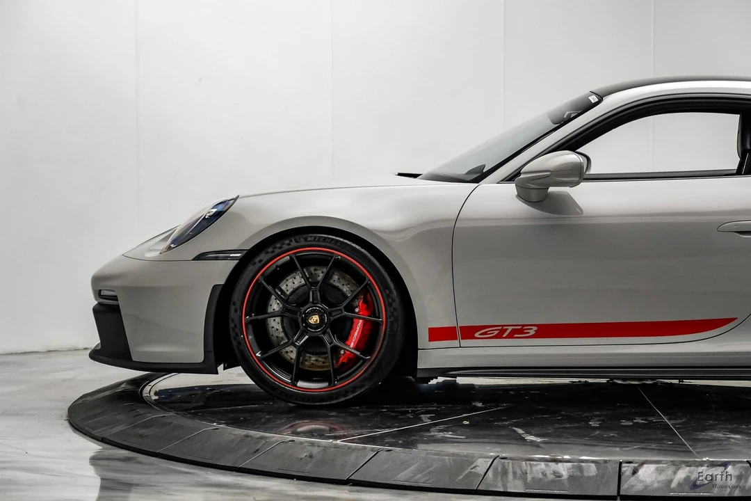 2022 Porsche 992 GT3 - Image 8 of 31