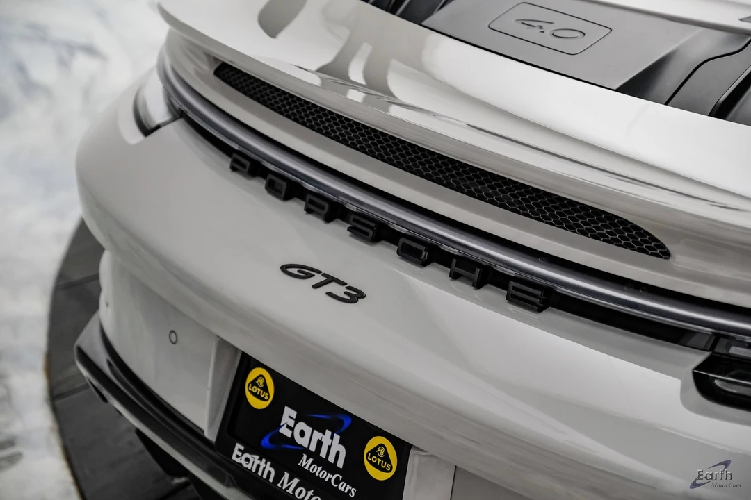 2022 Porsche 992 GT3 - Image 20 of 31