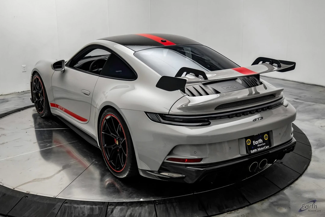 2022 Porsche 992 GT3 - Image 12 of 31