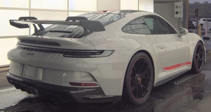 2022 Porsche 992 GT3 - Image 4 of 7