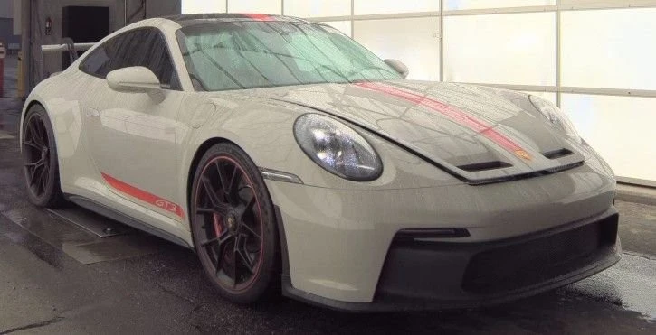 2022 Porsche 992 GT3 - Image 3 of 7