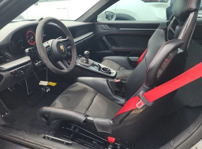 2022 Porsche 992 GT3 - Image 5 of 7