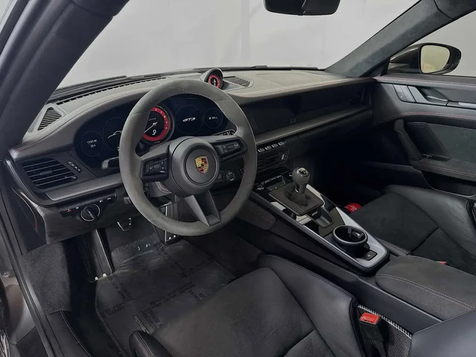 2022 Porsche 992 GT3 - Image 4 of 8