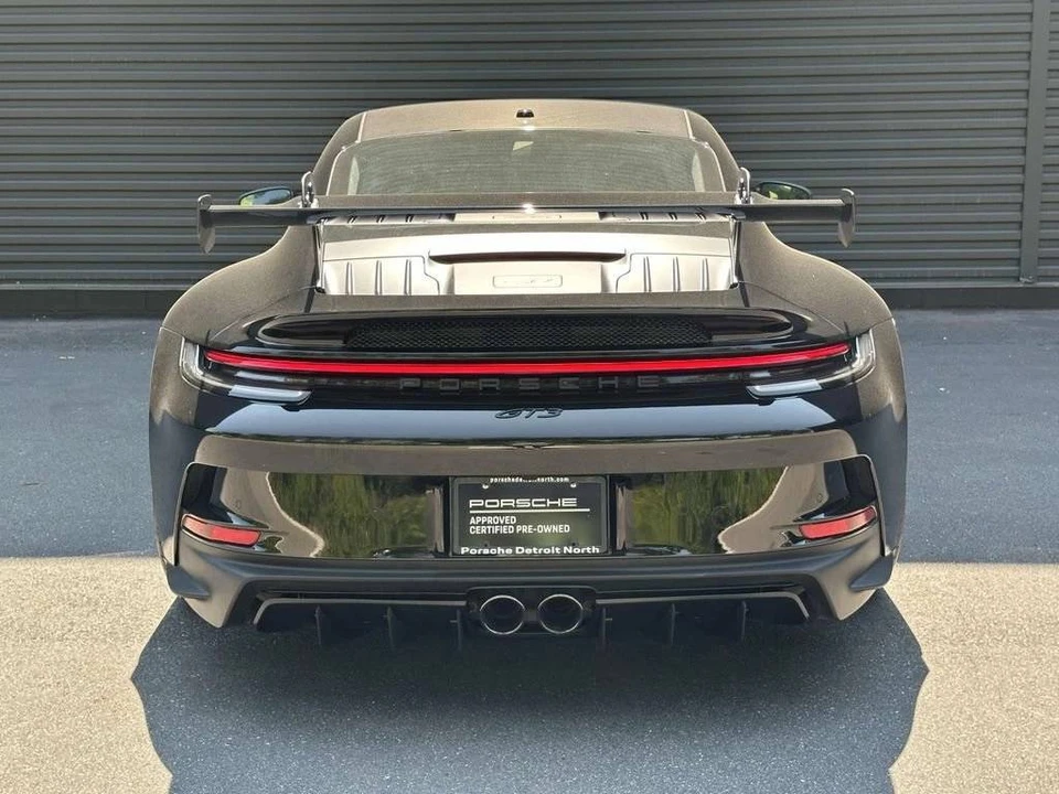 2022 Porsche 992 GT3 - Image 4 of 5