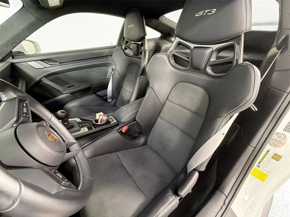 2022 Porsche 992 GT3 - Image 5 of 5