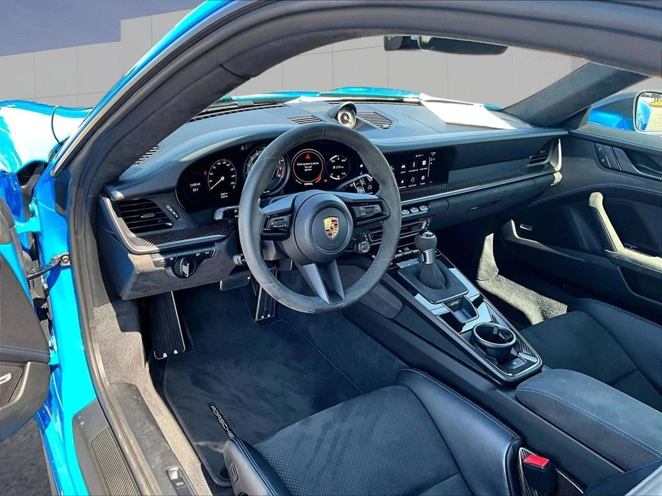 2022 Porsche 992 GT3 - Image 4 of 5