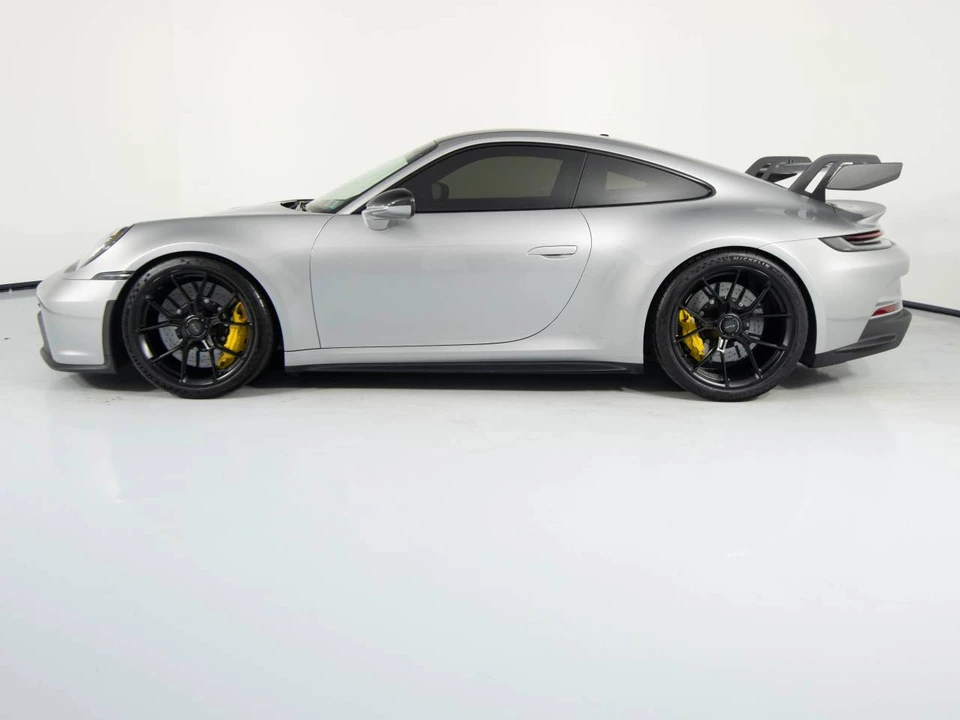 2022 Porsche 992 GT3 - Image 2 of 5