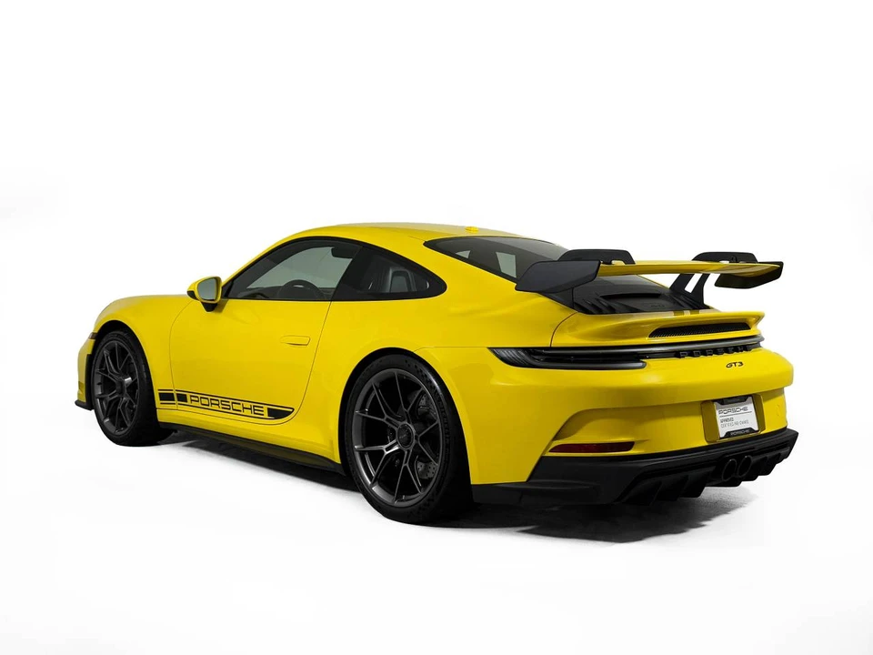 2022 Porsche 992 GT3 - Image 3 of 5