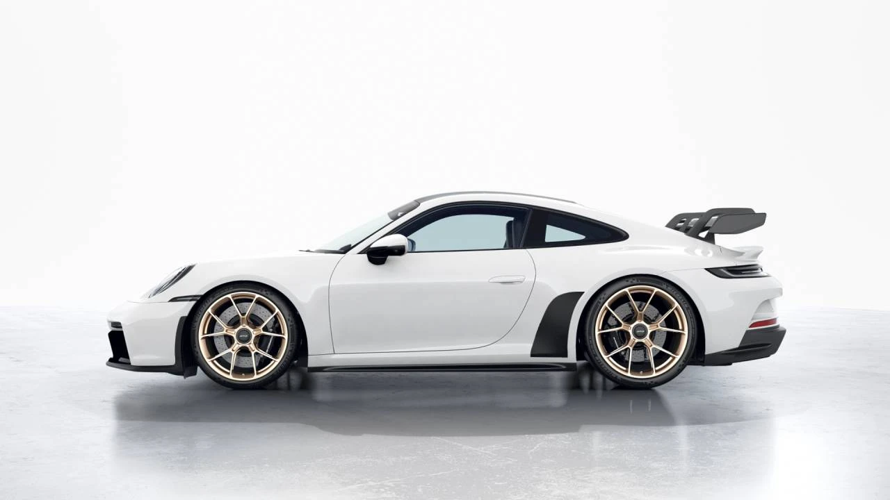 2022 Porsche 992 GT3 - Image 2 of 5