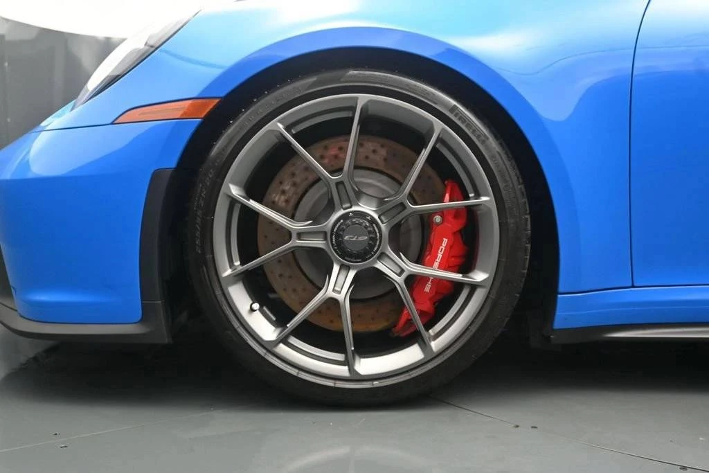 2022 Porsche 992 GT3 - Image 5 of 5