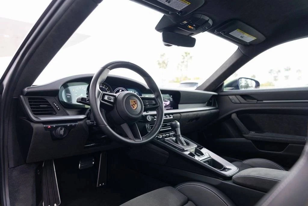 2022 Porsche 992 GT3 - Image 4 of 5