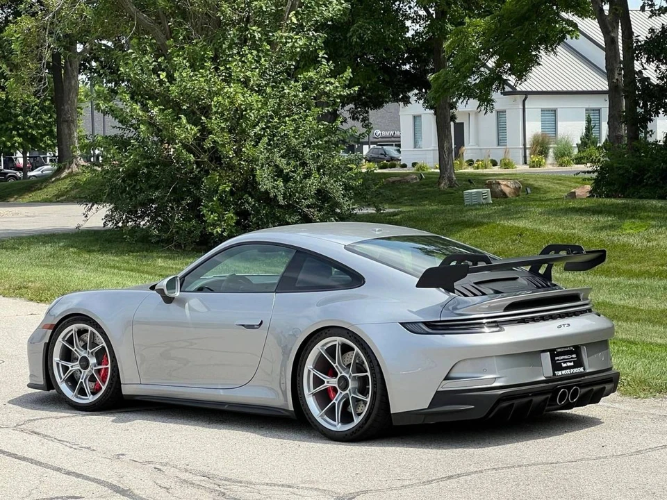 2022 Porsche 992 GT3 - Image 3 of 5
