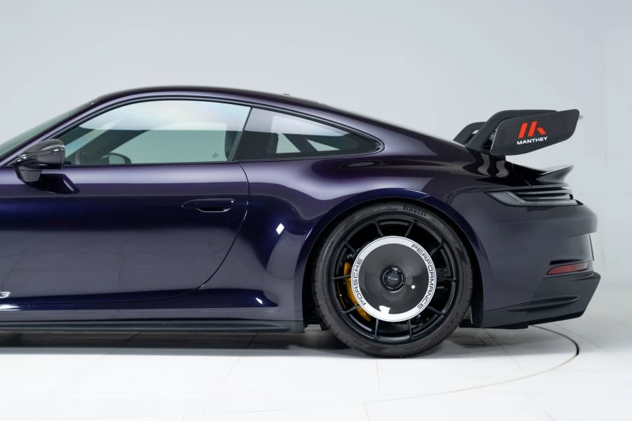 2022 Porsche 992 GT3 - Image 15 of 31