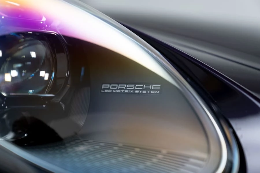 2022 Porsche 992 GT3 - Image 23 of 31