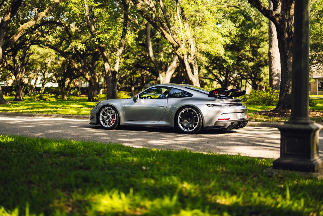 2022 Porsche 992 GT3 - Image 10 of 31