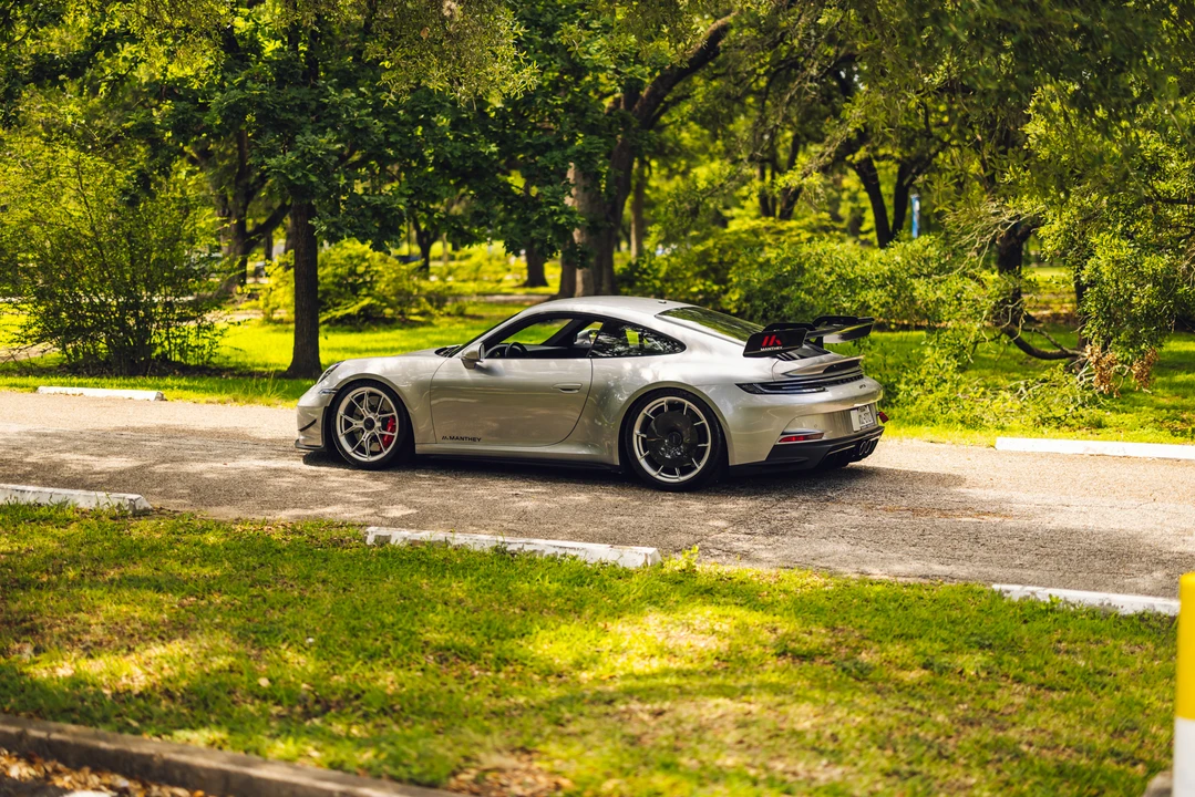2022 Porsche 992 GT3 - Image 12 of 31