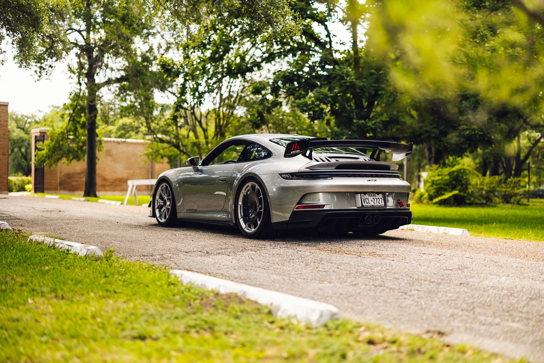 2022 Porsche 992 GT3 - Image 14 of 31