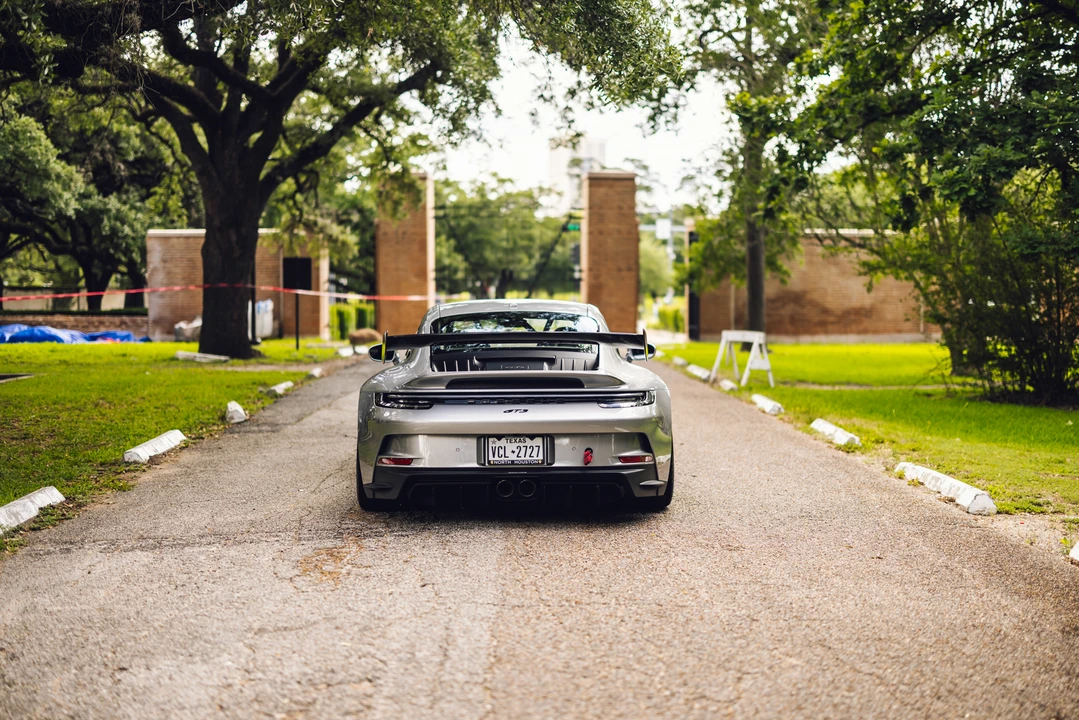 2022 Porsche 992 GT3 - Image 19 of 31