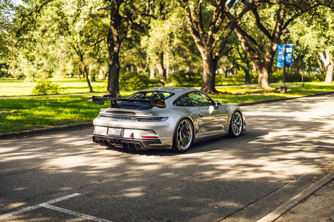 2022 Porsche 992 GT3 - Image 25 of 31