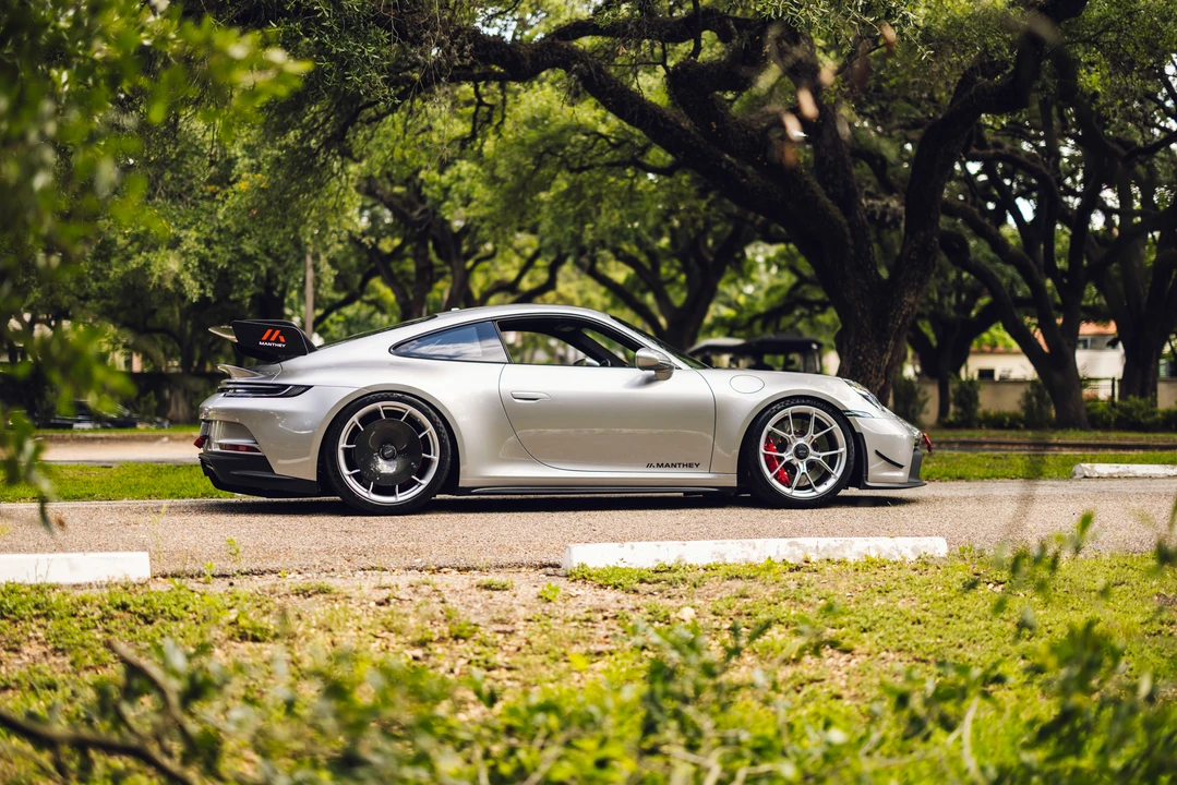 2022 Porsche 992 GT3 - Image 30 of 31