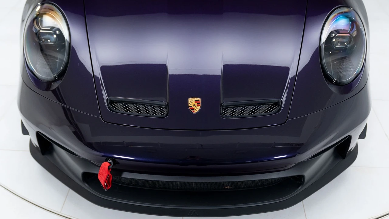 2022 Porsche 992 GT3 - Image 16 of 31