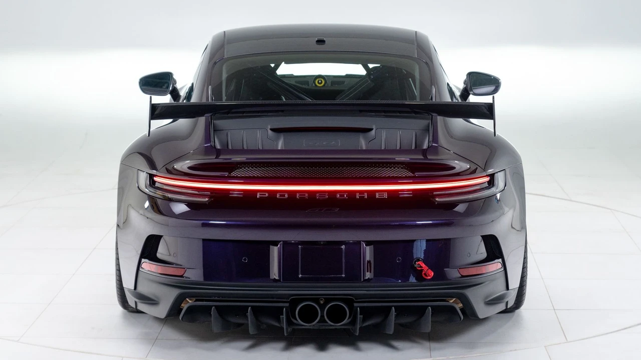 2022 Porsche 992 GT3 - Image 6 of 31