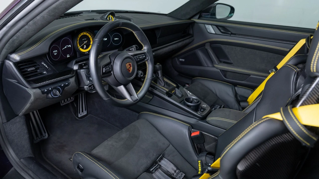 2022 Porsche 992 GT3 - Image 4 of 31