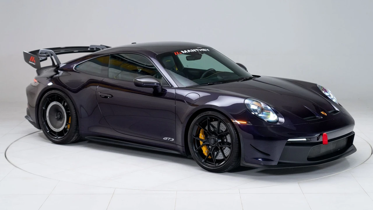 2022 Porsche 992 GT3 - Image 10 of 31