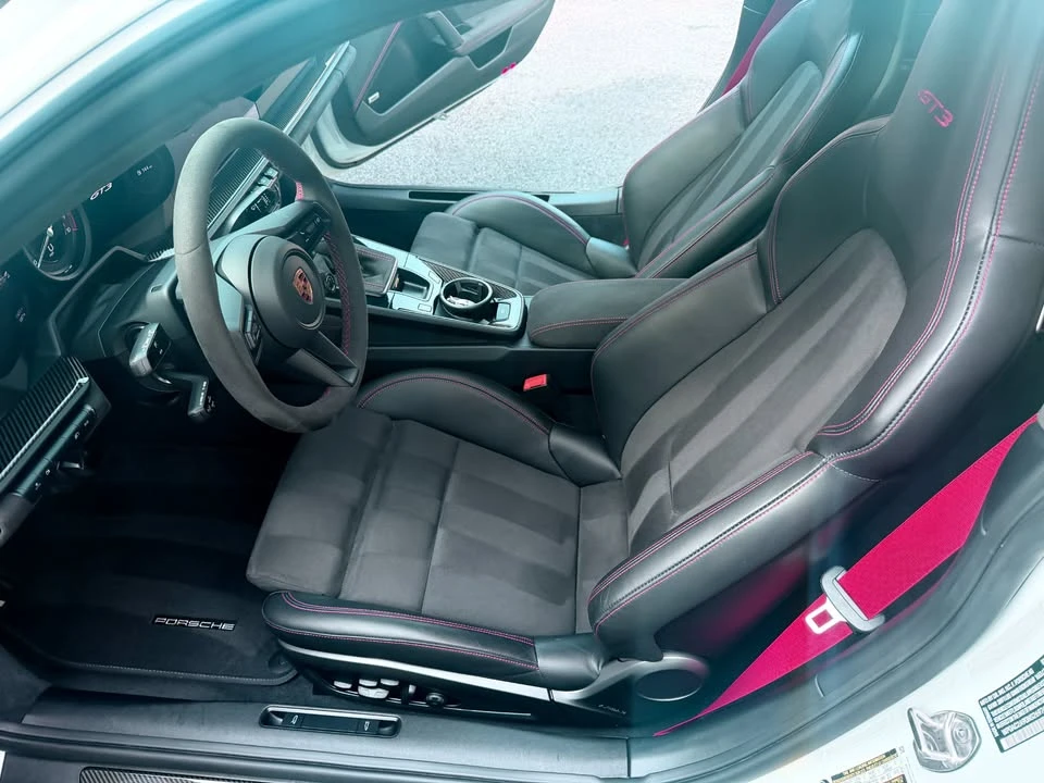 2022 Porsche 992 GT3 - Image 14 of 18