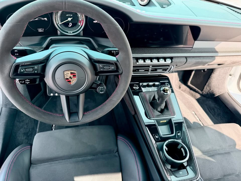 2022 Porsche 992 GT3 - Image 13 of 18