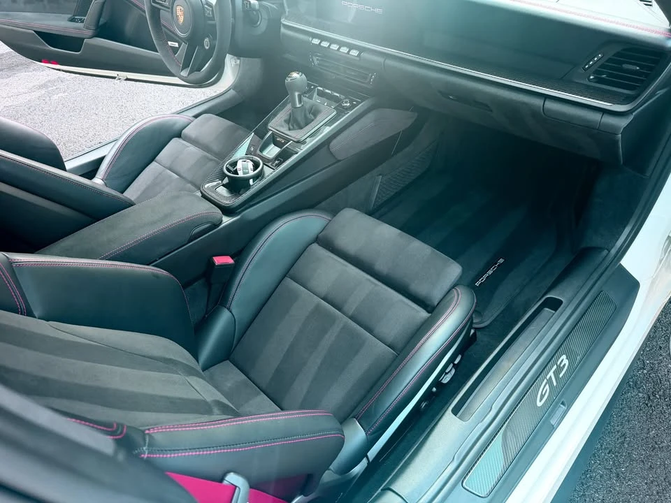 2022 Porsche 992 GT3 - Image 18 of 18