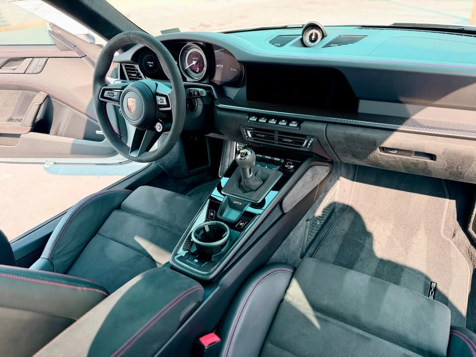 2022 Porsche 992 GT3 - Image 15 of 18