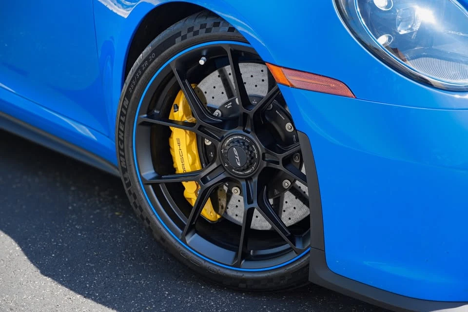 2022 Porsche 992 GT3 - Image 5 of 11